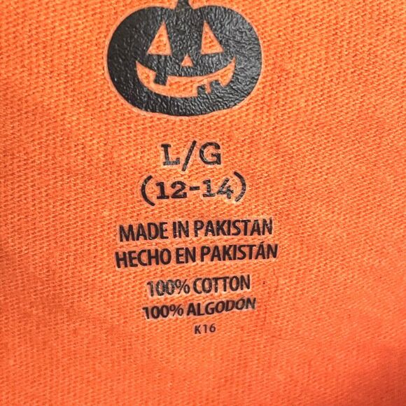 Witch Flying Over The Moon Halloween T-Shirt Sz L Womens Fun Fitted Tee Top - Picture 4 of 6